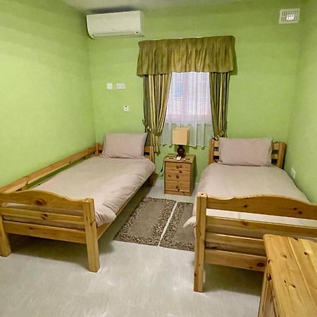 Regent Court - 3 Bedroom Apartment Within Walking Distance From Seafront St. Paul's Bay Dış mekan fotoğraf