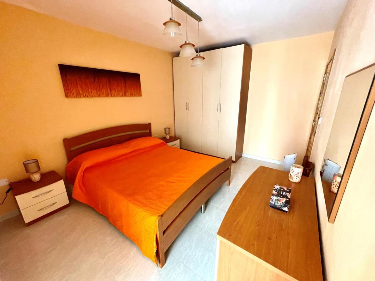Regent Court - 3 Bedroom Apartment Within Walking Distance From Seafront St. Paul's Bay Dış mekan fotoğraf