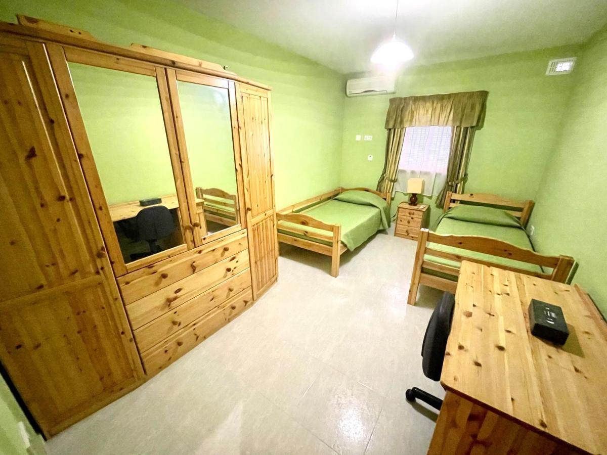 Regent Court - 3 Bedroom Apartment Within Walking Distance From Seafront St. Paul's Bay Dış mekan fotoğraf
