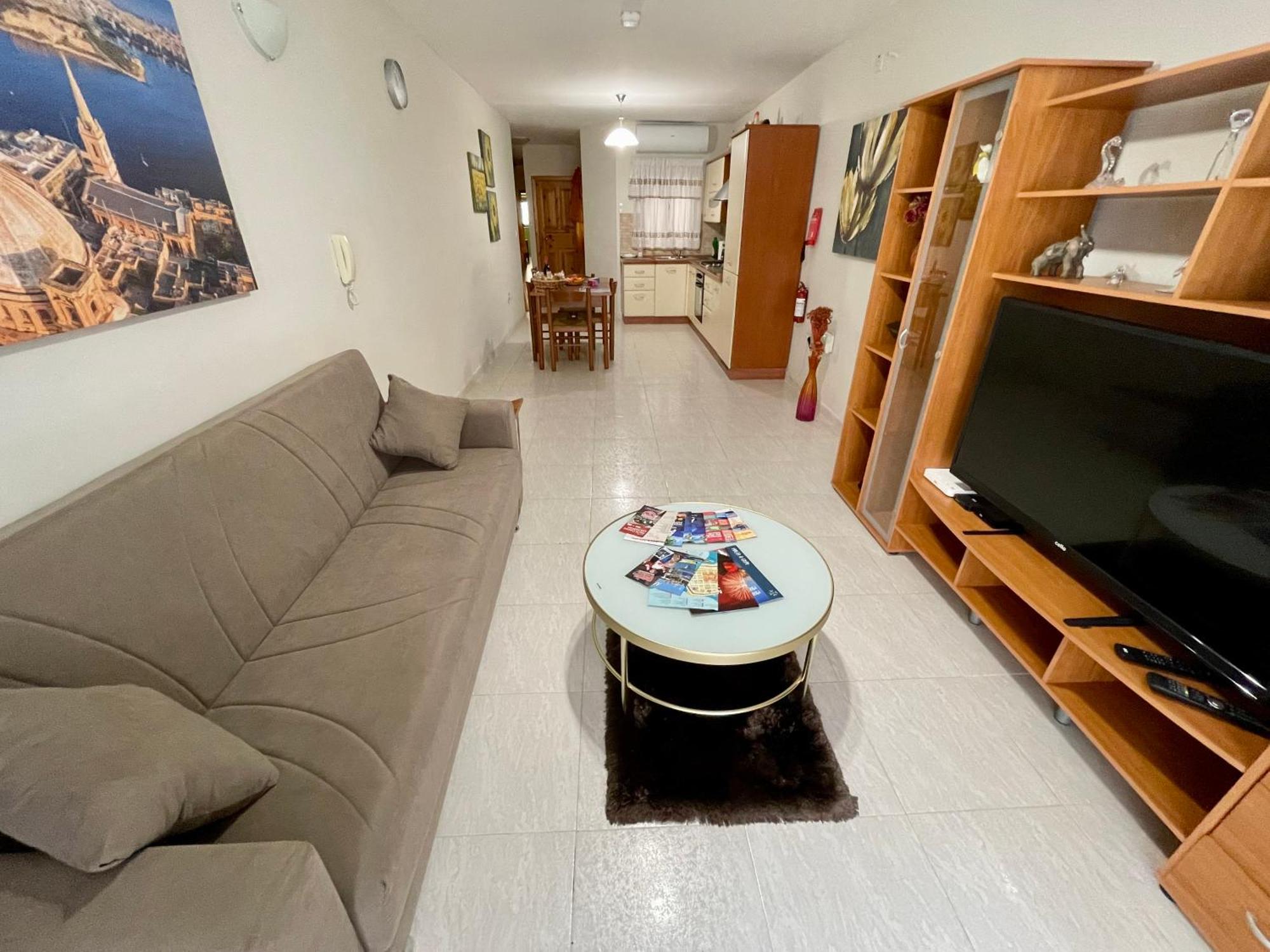 Regent Court - 3 Bedroom Apartment Within Walking Distance From Seafront St. Paul's Bay Dış mekan fotoğraf